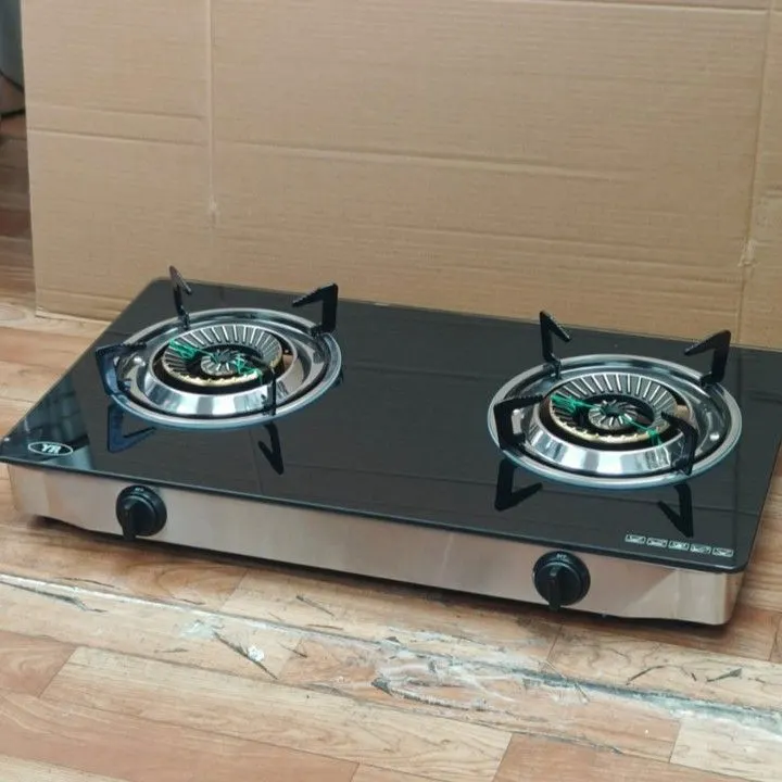 Gas cooker burners and controls